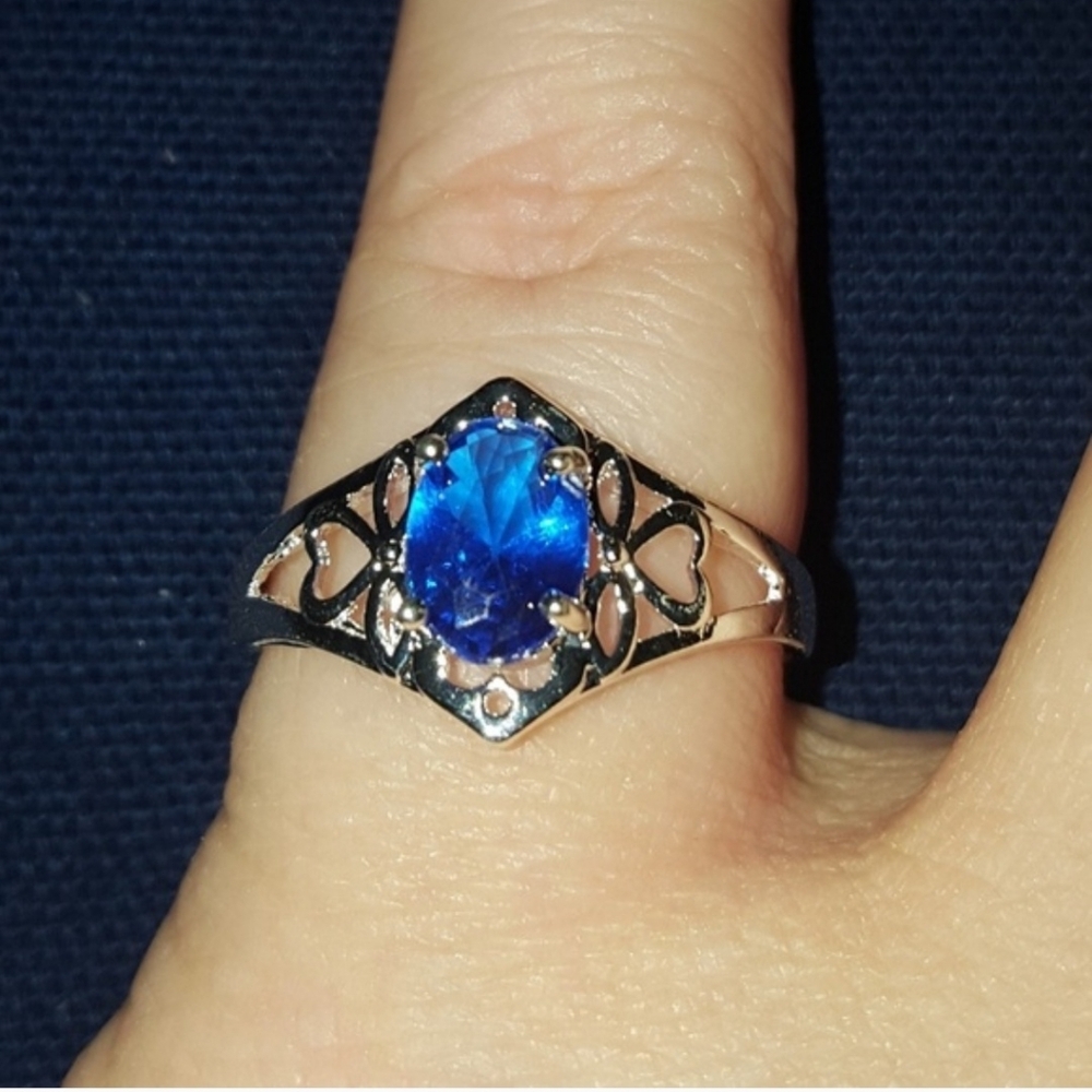 NWOT Blue Deco Ring
